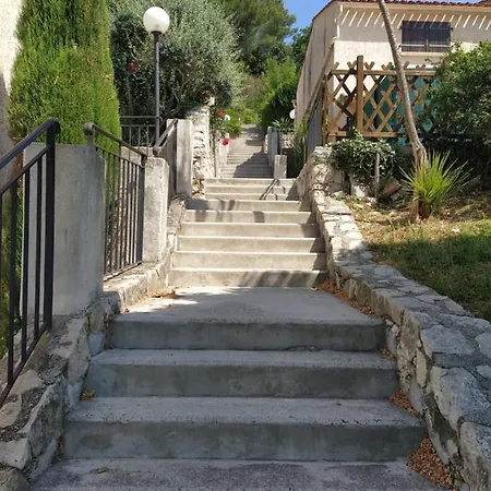 French Riviera Apartment *